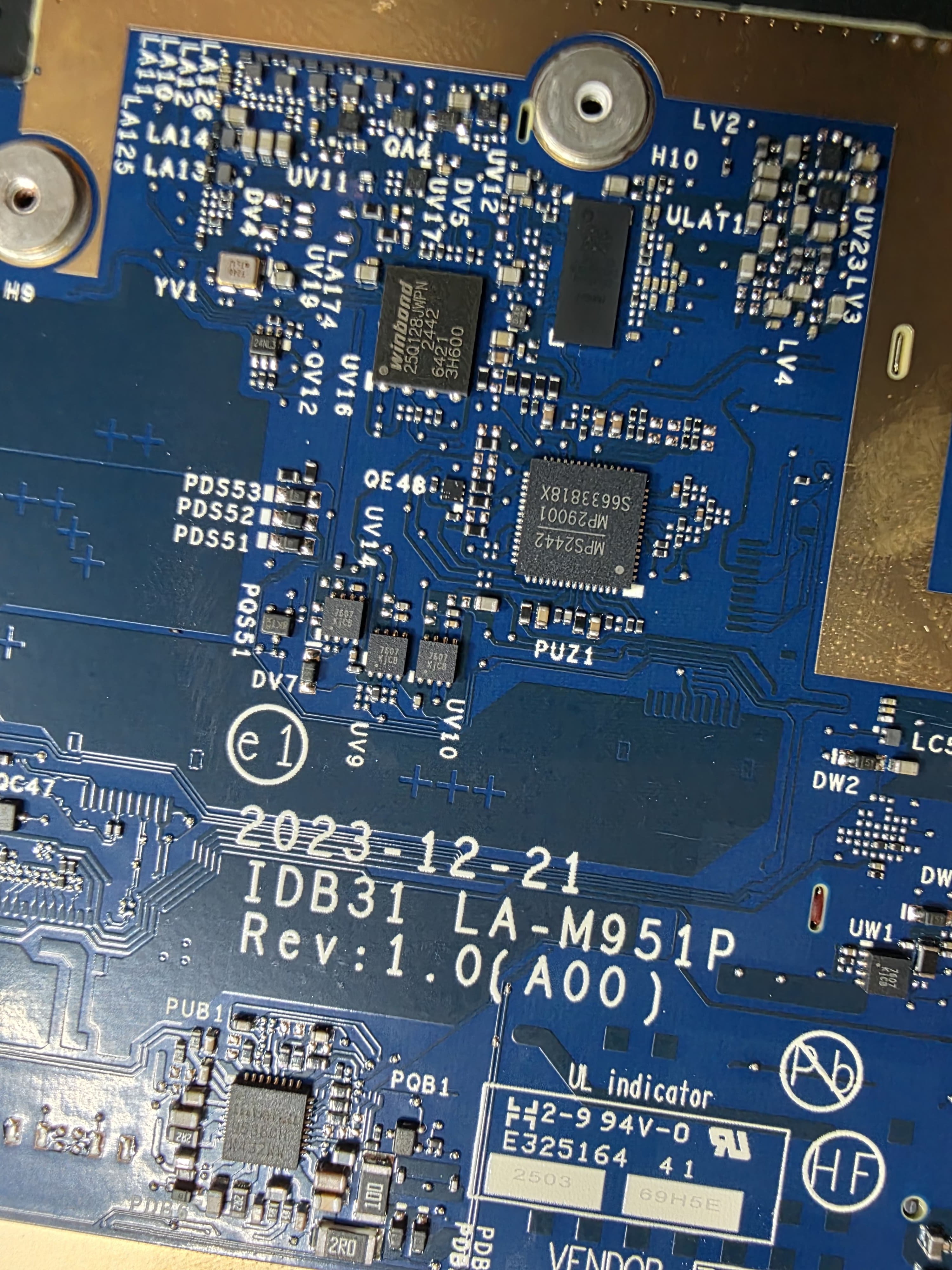 LA-M951P.jpeg